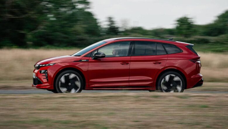 Škoda Enyaq vRS: Elektriskā sportiskuma virsotne