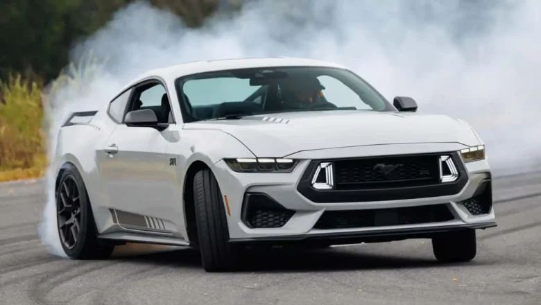Jaunais Ford Mustang ar RTR paketi drifta cienītājiem