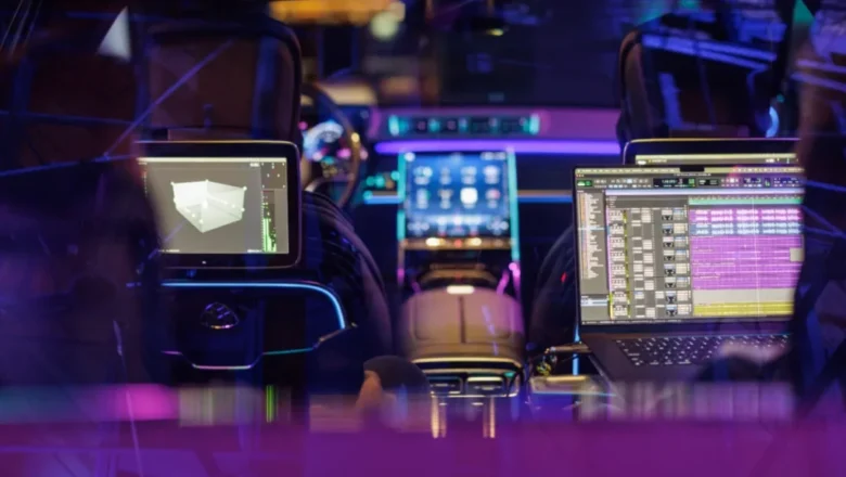 Mercedes rada luksusa skaņu studiju automašīnā