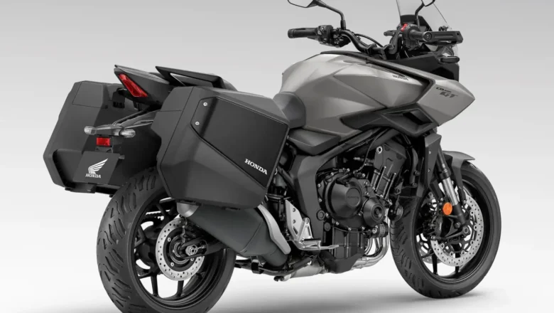 Jaunais Honda CB1000GT: sportisks tūrists