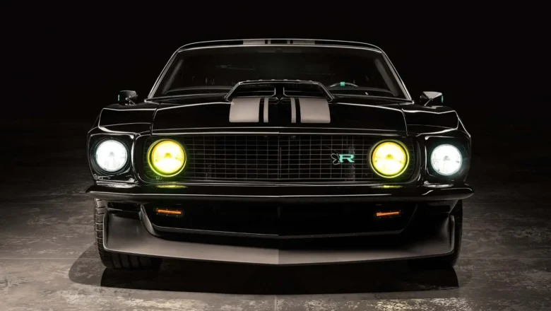 Ringbrothers ‘Kingpin’ Mustang kļūst par 800 ZS mākslas darbu