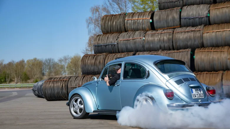 Šī nekaitīgā Vabulīte paātrina ātrāk nekā Porsche GT3