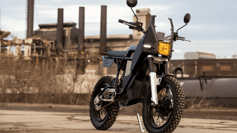 LAND Moto District ADV: amerikāņu elektriskais adventure motocikls bezceļiem