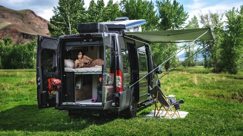 3 alternatīvas Winnebago Revel: lētāki off-road vanlife varianti