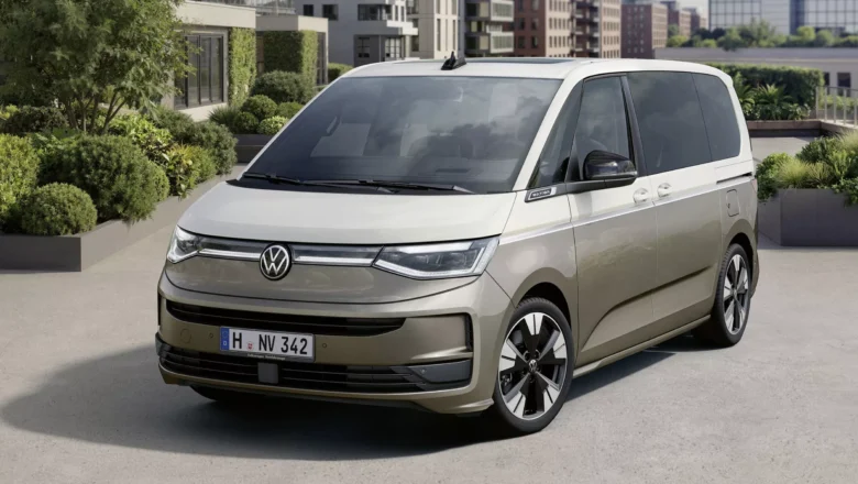 2026 Volkswagen Multivan facelift – svaigs izskats un vēl vairāk komforta