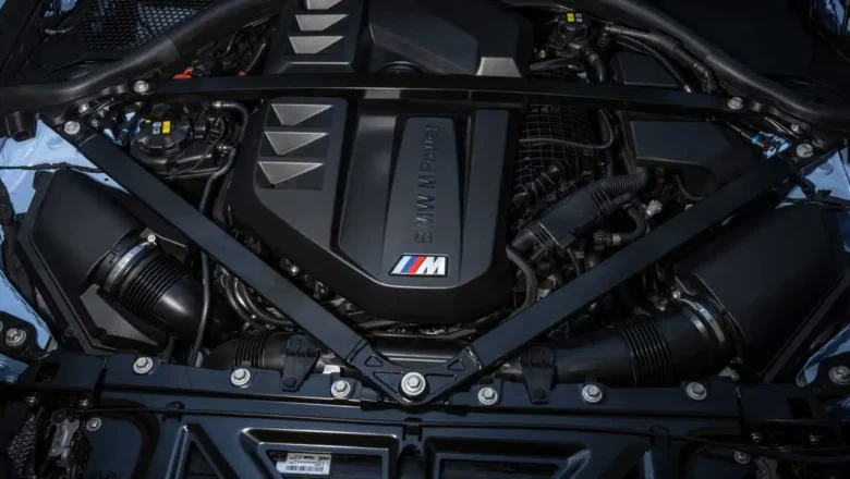 BMW M Ignite: Jauna aizdedzes tehnoloģija glābj jaudīgos sešu cilindru dzinējus