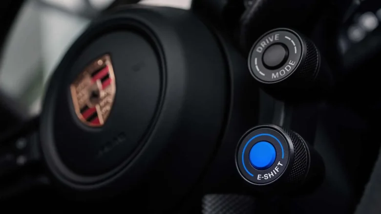 Porsche Taycan 2027 iegūst virtuālos pārnesumus