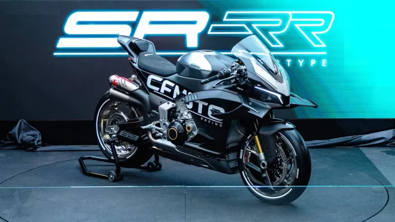 CFMoto V4 SR-RR sasniedz 316 km/h rekordu