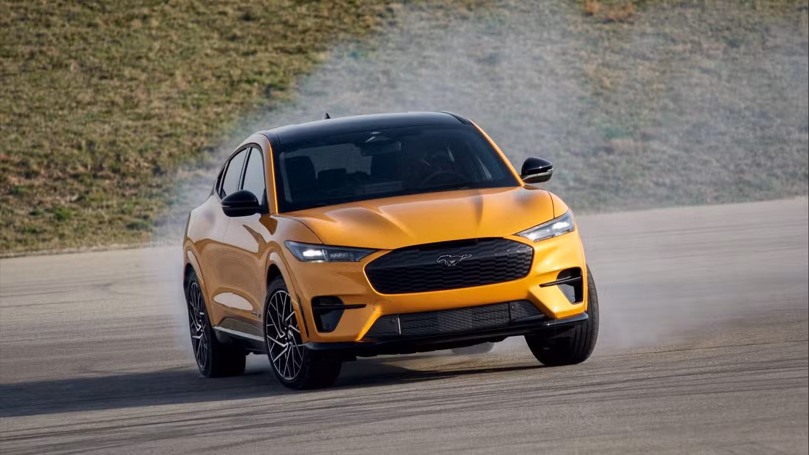 Ford Mustang Mach-E GT – ātrāks par īsto Mustang GT, lētāks par jaunu Miata