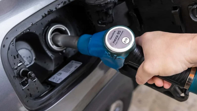 Toyota un BMW testē atjaunojamo benzīnu