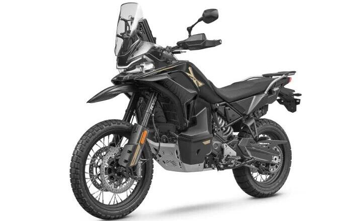 CFMoto Ibex 950 jaunais adventure