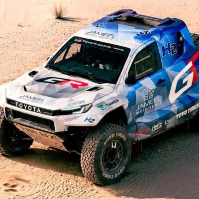 Toyota ar ūdeņraža degvielas elementu Hilux startēs 2027. gada Dakārā